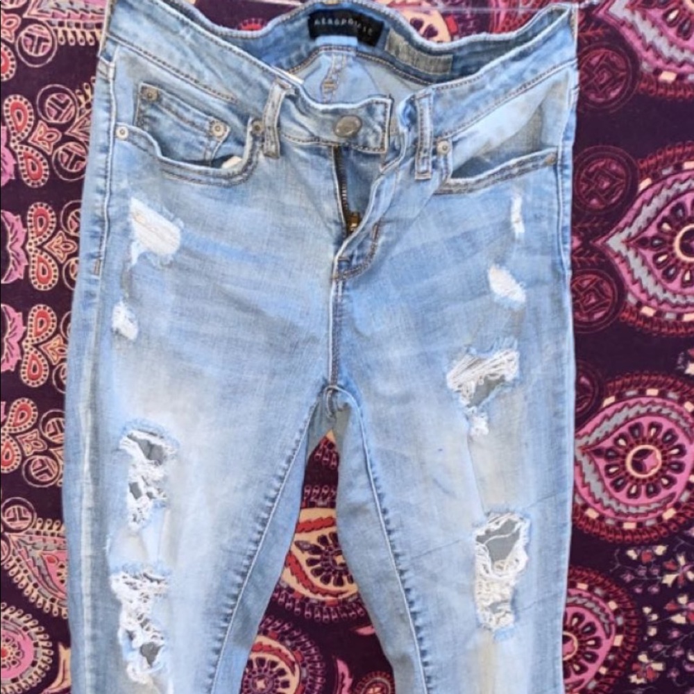 Aeropostale distressed jeans
